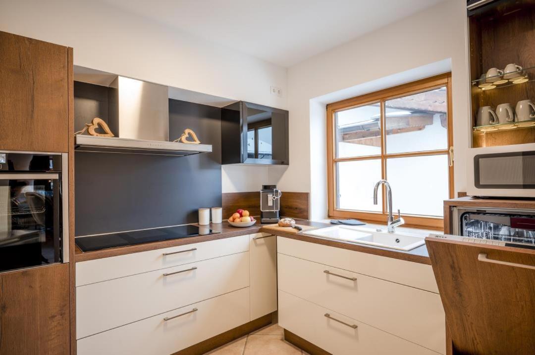 Ferienhaus Die 12 Mit 4 Schlafzimmern In Garmisch Eksteriør billede